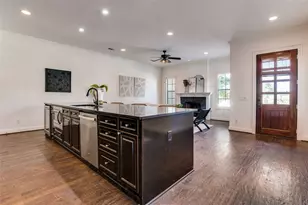 1120 Hemingway Ln, Irving, TX 75063 - Photo 4