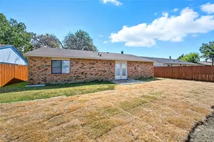 1310 California Trail, Grand Prairie, TX 75052 - Photo 28