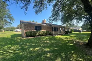 523 Clearwater Rd, Grand Saline, TX 75140 - Photo 2