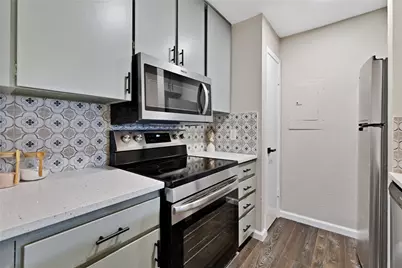 5500 Boca Raton Boulevard #327, Fort Worth, TX 76112 - Photo 2