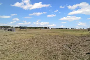 2350 County Rd 1104, Cleburne, TX 76031 - Photo 32