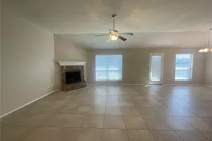 2712 Jennie Wells Dr, Mansfield, TX 76063 - Photo 2