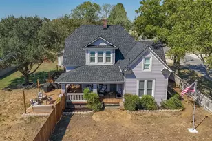 410 Main St, Maypearl, TX 76064 - Photo 1