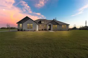 60 Roosevelt Ln, Valley View, TX 76272 - Photo 2