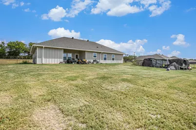 555 Advance Road, Weatherford, TX 76088 - Photo 28