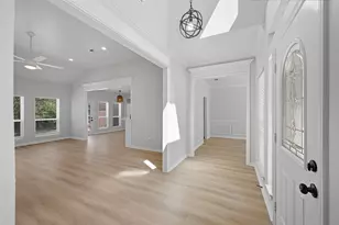 2105 W Crawford St, Denison, TX 75020 - Photo 4