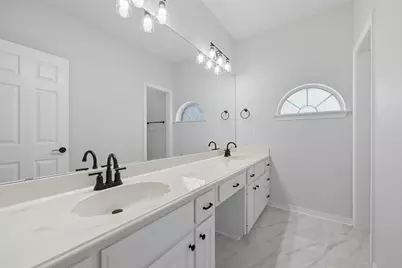 2105 W Crawford Street, Denison, TX 75020 - Photo 20