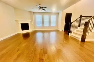 3640 Harebell Dr, Carrollton, TX 75007 - Photo 8