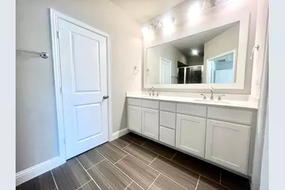 3640 Harebell Drive, Carrollton, TX 75007 - Photo 14