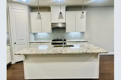 3640 Harebell Drive, Carrollton, TX 75007 - Photo 4