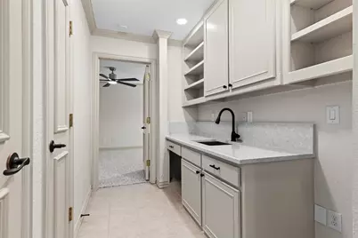 1925 Manor Way Drive, Mansfield, TX 76063 - Photo 34