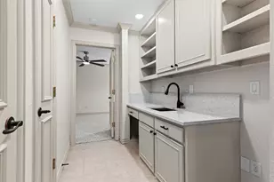 1925 Manor Way Dr, Mansfield, TX 76063 - Photo 34