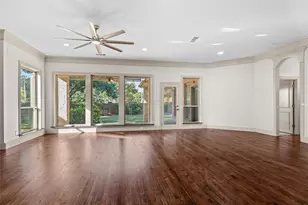 1925 Manor Way Dr, Mansfield, TX 76063 - Photo 10