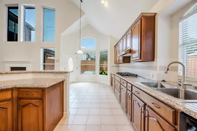 8821 Smokey Canyon Way, Plano, TX 75024 - Photo 14