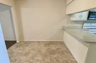 2506 Oak Leaf Dr, Arlington, TX 76006 - Photo 4