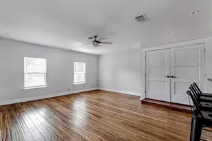 614 Blueberry Ln, Grand Prairie, TX 75052 - Photo 14