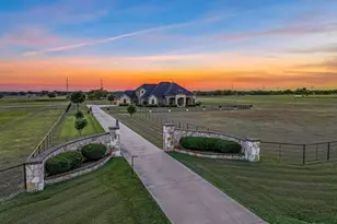 8037 Co Rd 4094, Kaufman, TX 75142 - Photo 2