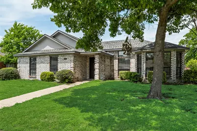 7805 Swiss Way, Rowlett, TX 75089 - Photo 4