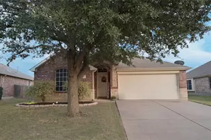 741 W Bend Blvd, Burleson, TX 76028 - Photo 1