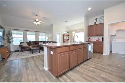 741 W Bend Boulevard, Burleson, TX 76028 - Photo 6