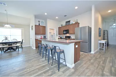 741 W Bend Boulevard, Burleson, TX 76028 - Photo 4