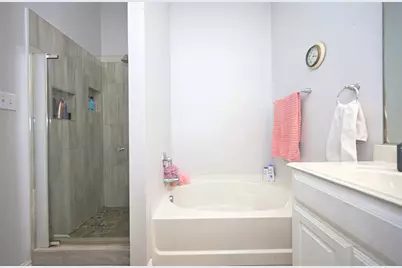 741 W Bend Boulevard, Burleson, TX 76028 - Photo 18