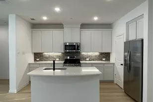 516 Parkside Dr, Argyle, TX 76226 - Photo 2