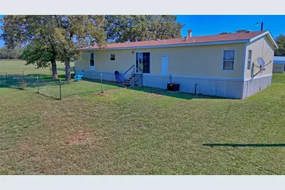 901 Pigg Road, Bowie, TX 76230 - Photo 22