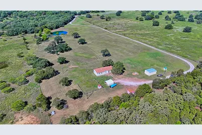 901 Pigg Road, Bowie, TX 76230 - Photo 1