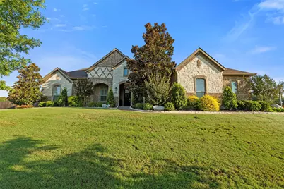 245 McKinley Circle, Waxahachie, TX 75167 - Photo 1