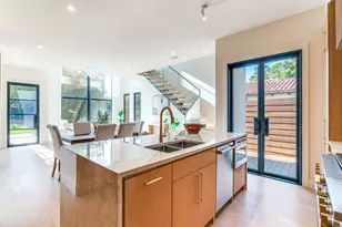 1622 Sylvan Ave, Dallas, TX 75208 - Photo 6