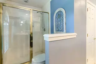 1917 Rock Creek Dr, Grand Prairie, TX 75050 - Photo 16