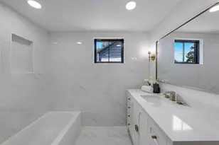 10913 Joaquin Dr, Dallas, TX 75228 - Photo 16