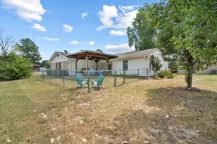 104 Pontiac Dr, Lake Kiowa, TX 76240 - Photo 28