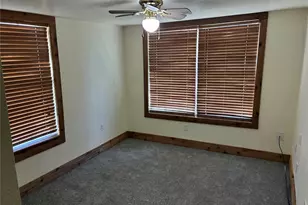 106 S Houston St, Millsap, TX 76066 - Photo 2