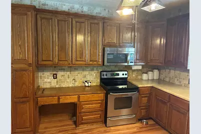 106 S Houston Street, Millsap, TX 76066 - Photo 12