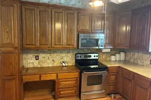 106 S Houston St, Millsap, TX 76066 - Photo 12