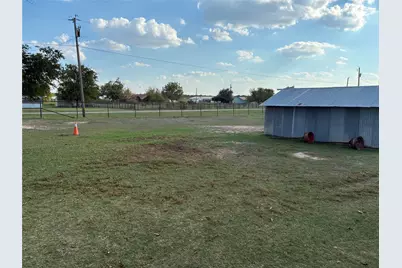 106 S Houston Street, Millsap, TX 76066 - Photo 26