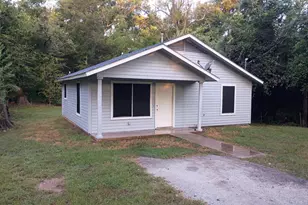 903 Conway, Palestine, TX 75801 - Photo 2