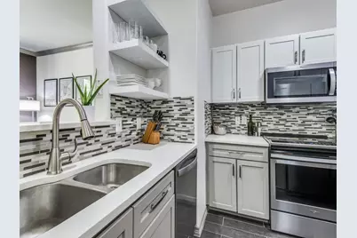 330 Las Colinas Boulevard E #360, Irving, TX 75039 - Photo 8