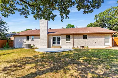 93 Regents Park, Bedford, TX 76022 - Photo 32