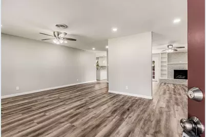 93 Regents Park, Bedford, TX 76022 - Photo 6