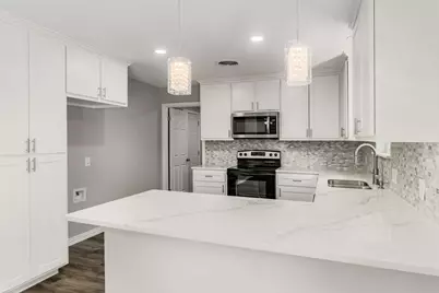 93 Regents Park, Bedford, TX 76022 - Photo 14