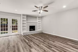 93 Regents Park, Bedford, TX 76022 - Photo 12