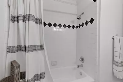 7639 Lovers Lane, Dallas, TX 75225 - Photo 18