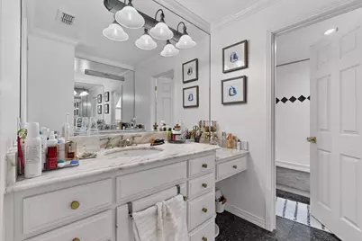 7639 Lovers Lane, Dallas, TX 75225 - Photo 22