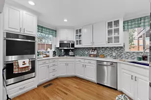 7639 Lovers Ln, Dallas, TX 75225 - Photo 16