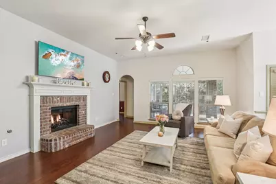 1402 Judy Lane, Mansfield, TX 76063 - Photo 4