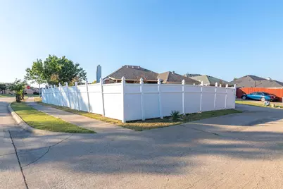 2068 Pecan Creek Drive, Mesquite, TX 75181 - Photo 28
