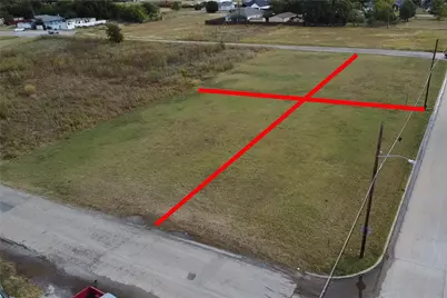 9432 Ronald Drive, Fort Worth, TX 76134 - Photo 4